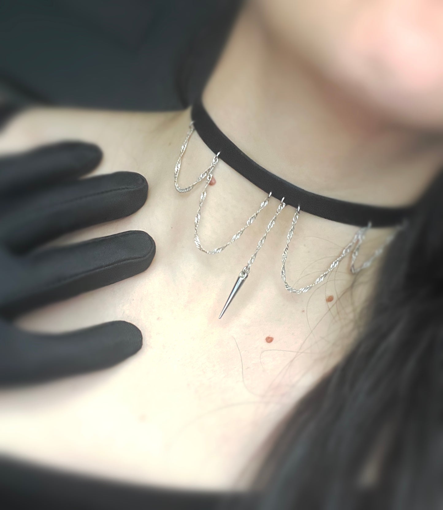 'Darkness' Choker - Silver
