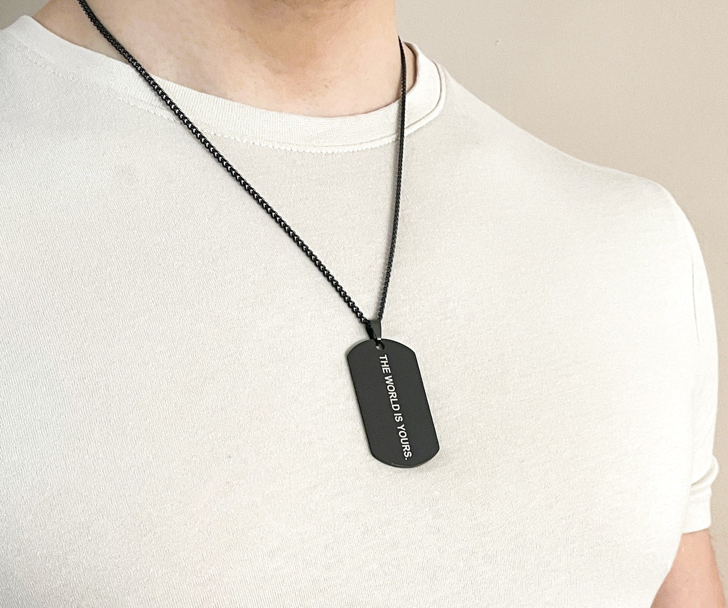 'The World Is Yours' Necklace - Black