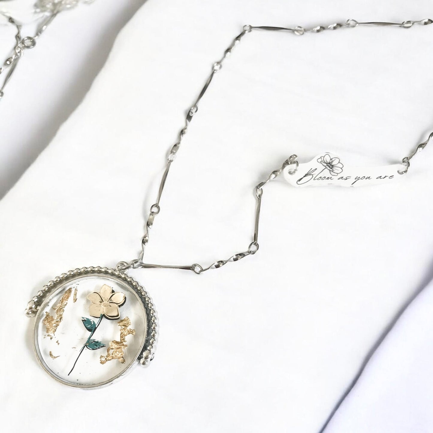 In Bloom Birth Flower Necklace | Silver