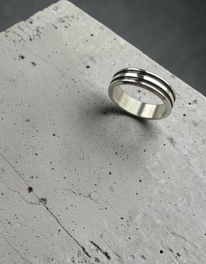 Showed Up Ring | Silver