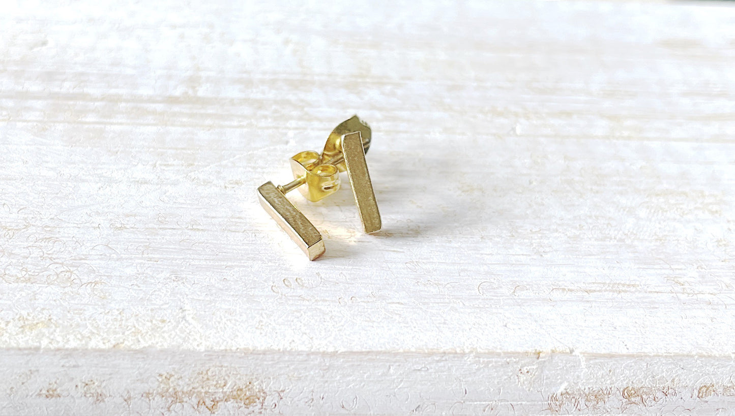 'Release' Earrings - Gold