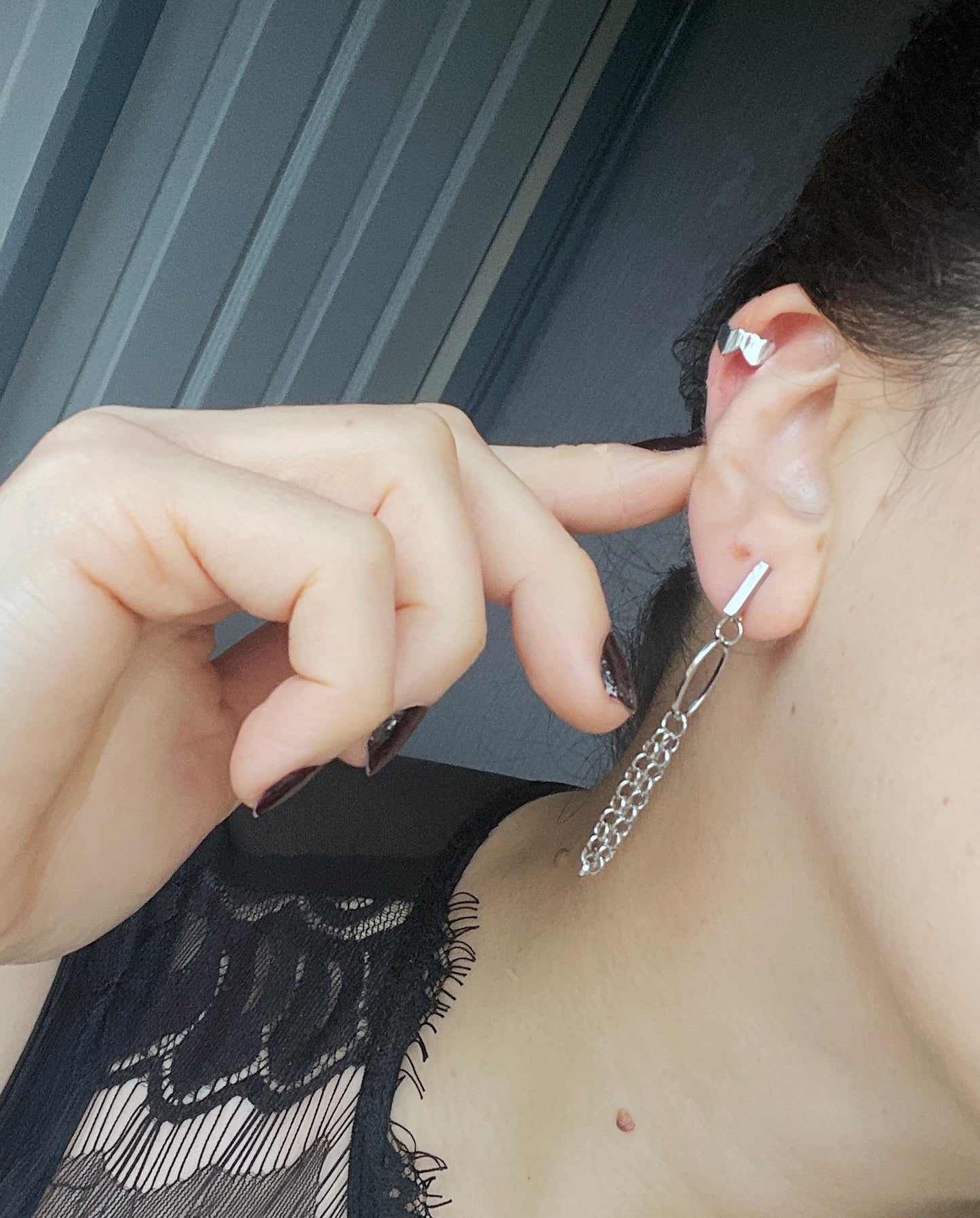 'The Scares' Earrings Set With Ear Cuff - Silver